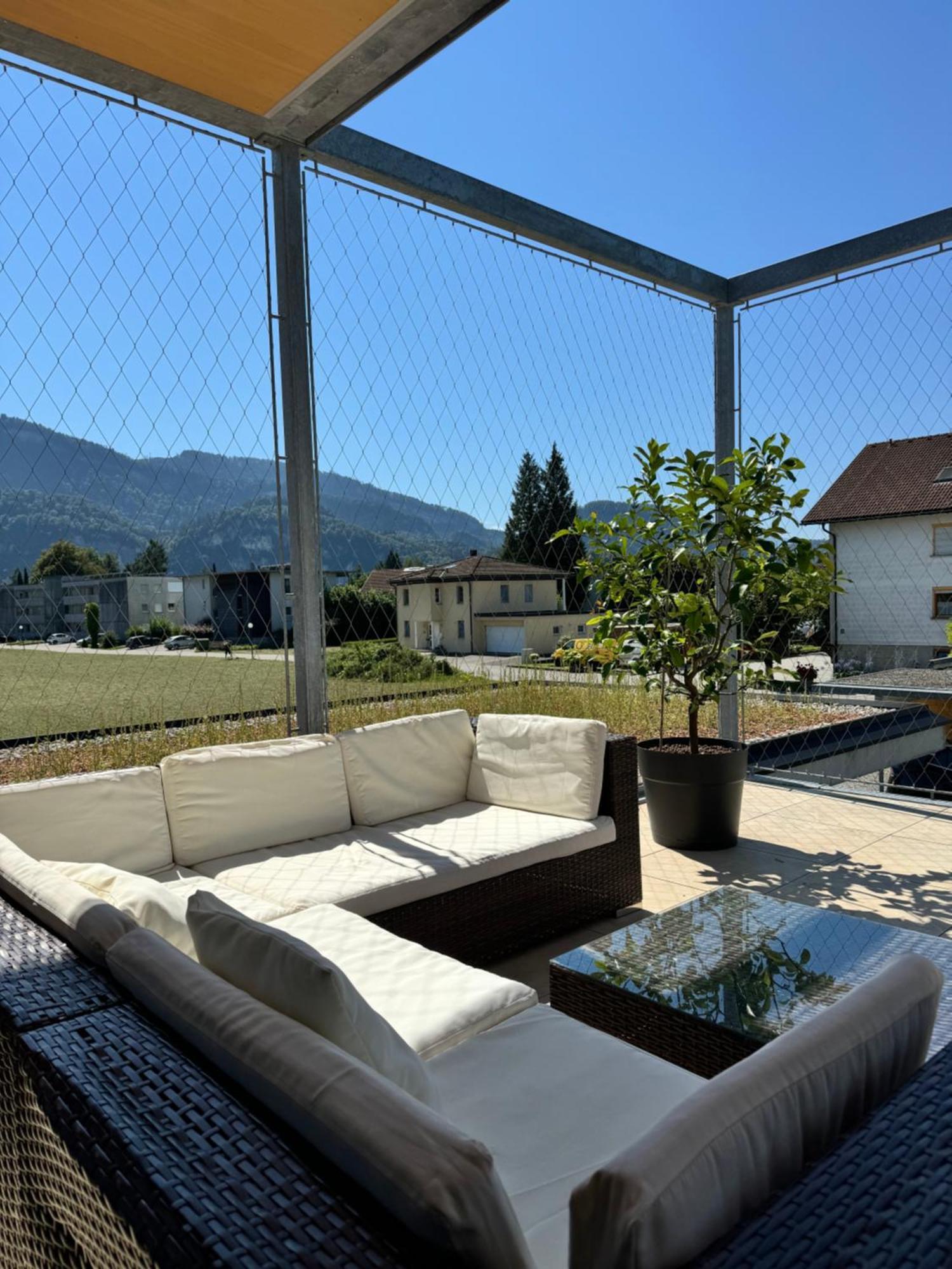 Architektenhaus Rhaa Mit Terrassen Altach Luaran gambar